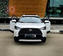 تۆیۆتا کۆرۆلا کرۆس